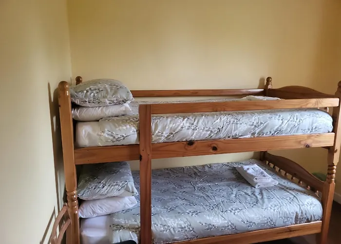 Nyaraló Ard A Mhaoire *